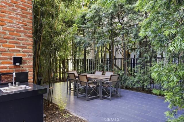 460 S Spring 1008, Los Angeles, CA 90013