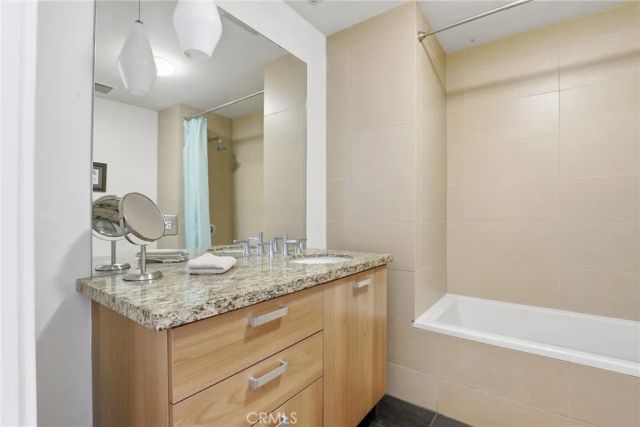460 S Spring 1008, Los Angeles, CA 90013