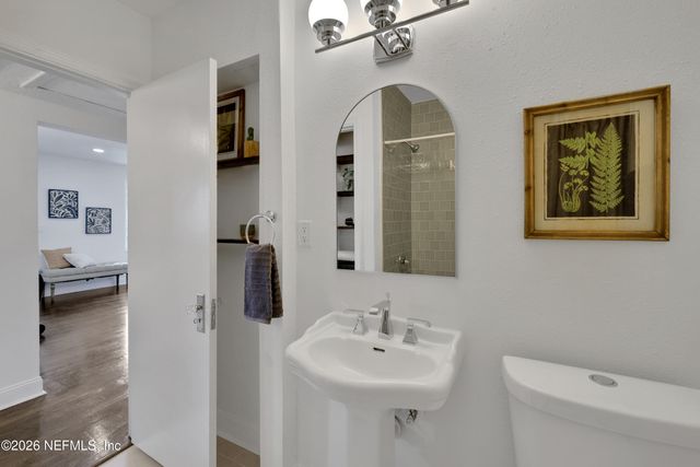 5541 MILMAR Drive N, Jacksonville, FL 32207