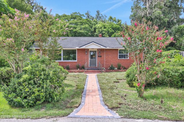5541 MILMAR Drive N, Jacksonville, FL 32207
