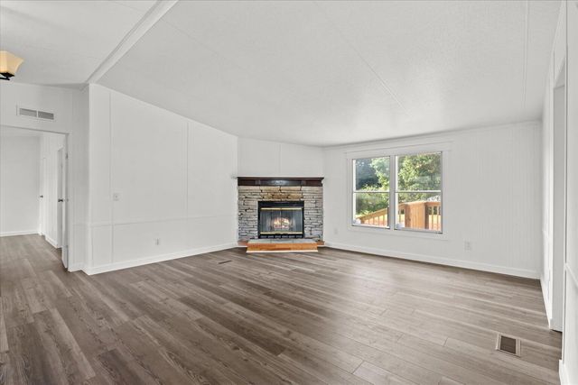 211 Patricia Avenue, Chatsworth, GA 30705