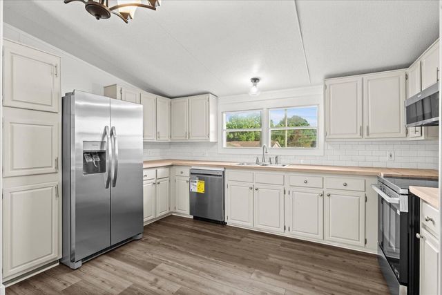 211 Patricia Avenue, Chatsworth, GA 30705