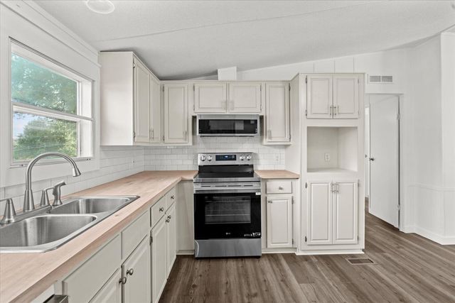 211 Patricia Avenue, Chatsworth, GA 30705