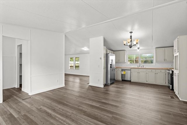 211 Patricia Avenue, Chatsworth, GA 30705