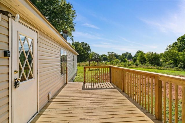 211 Patricia Avenue, Chatsworth, GA 30705