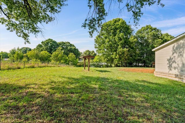 211 Patricia Avenue, Chatsworth, GA 30705