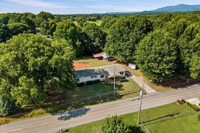 211 Patricia Avenue, Chatsworth, GA 30705