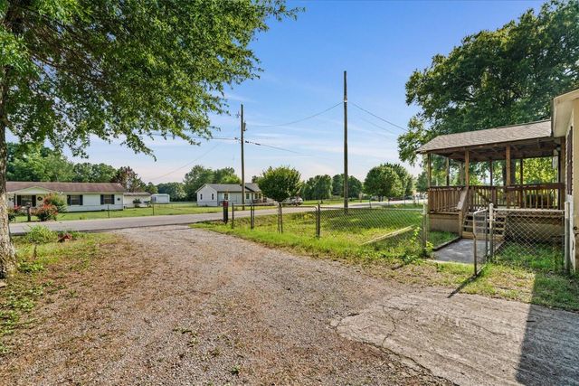 211 Patricia Avenue, Chatsworth, GA 30705