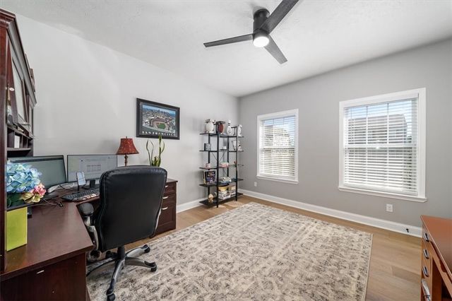 8047 Maureen Dr, Cranberry Twp, PA 16066