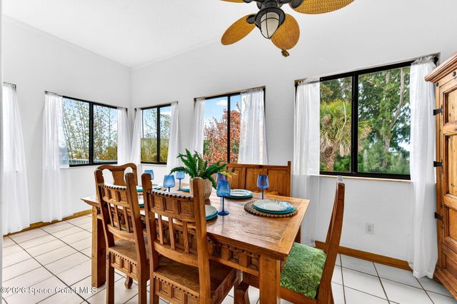 51 Vip Island B, Grant, FL 32949