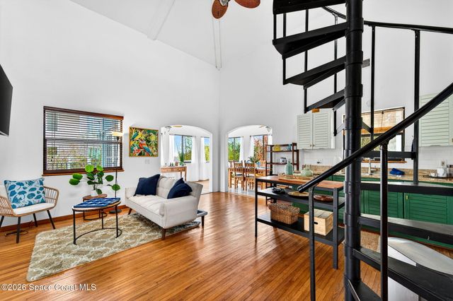 51 Vip Island B, Grant, FL 32949