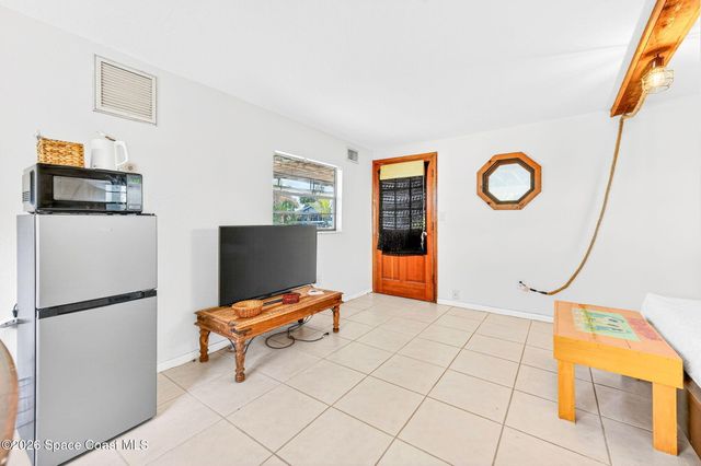 51 Vip Island B, Grant, FL 32949