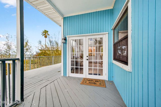 51 Vip Island B, Grant, FL 32949