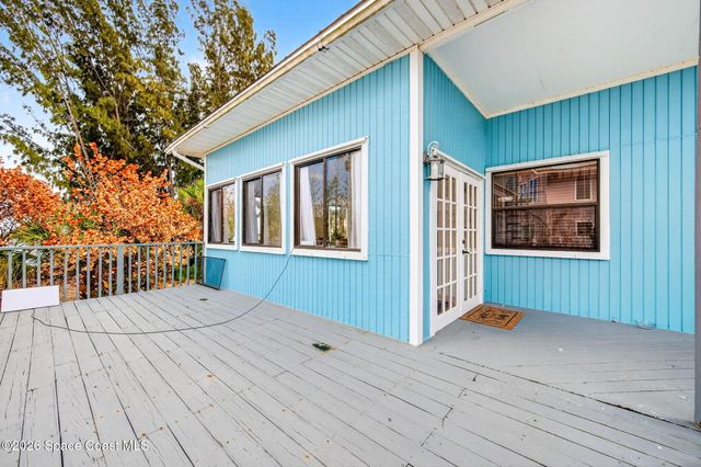 51 Vip Island B, Grant, FL 32949