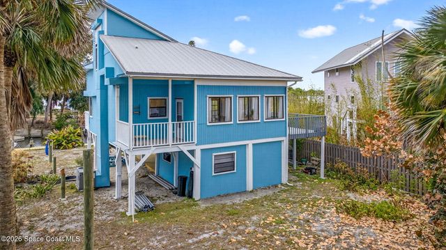 51 Vip Island B, Grant, FL 32949