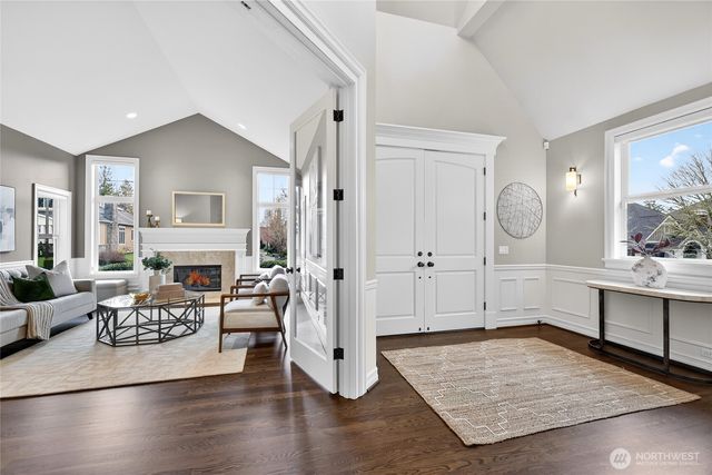 202 259th Avenue NE, Sammamish, WA 98074