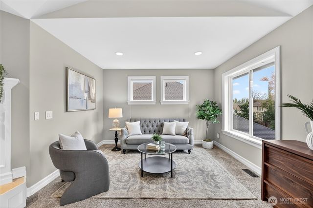 202 259th Avenue NE, Sammamish, WA 98074