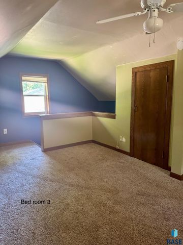 514 N Chicago Ave N Avenue N, Madison, SD 57042