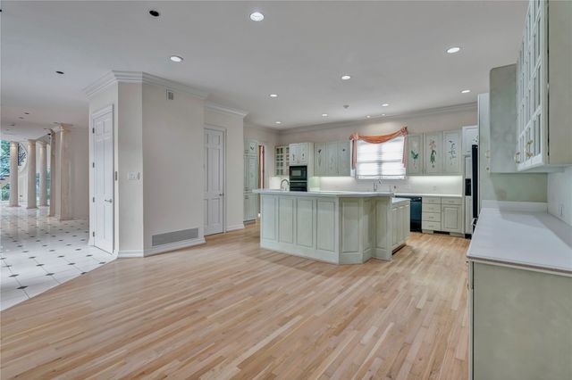 4733 Harley Avenue, Fort Worth, TX 76107