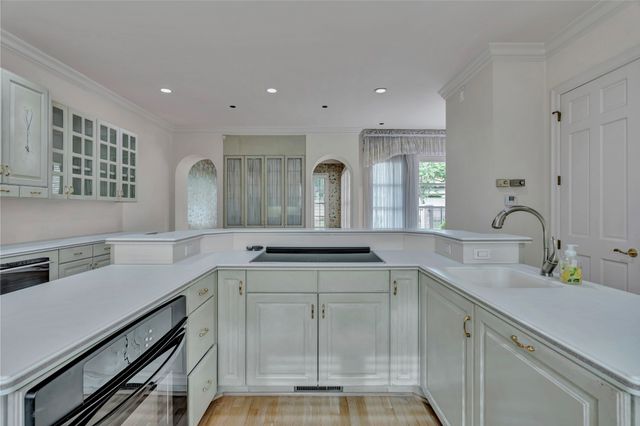 4733 Harley Avenue, Fort Worth, TX 76107