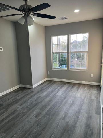 4011 Delano Street 4, Houston, TX 77004