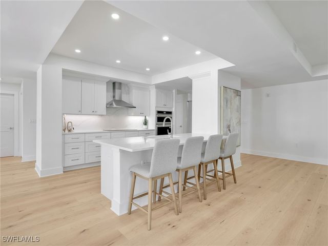 583 Audubon BLVD C201, Naples, FL 34110