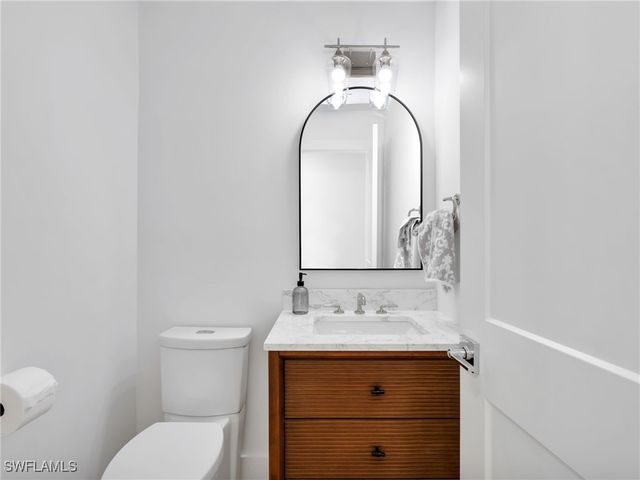 583 Audubon BLVD C201, Naples, FL 34110