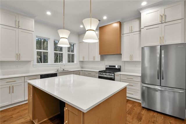 3367 Dodson Drive Connec, East Point, GA 30344