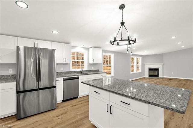 3227 E Calloway Drive, Mebane, NC 27302