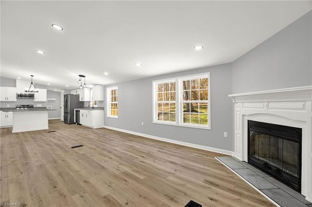 3227 E Calloway Drive, Mebane, NC 27302