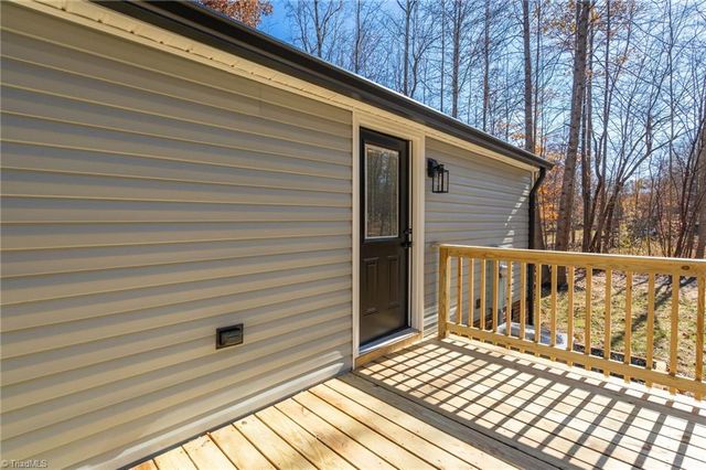 3227 E Calloway Drive, Mebane, NC 27302