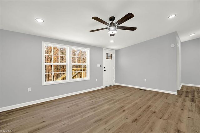 3227 E Calloway Drive, Mebane, NC 27302