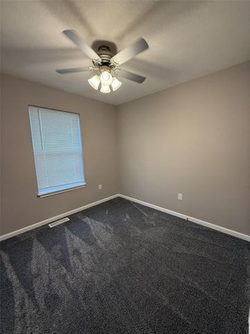 107 Blue Jay, Vinton, IA 52349