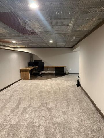 107 Blue Jay, Vinton, IA 52349