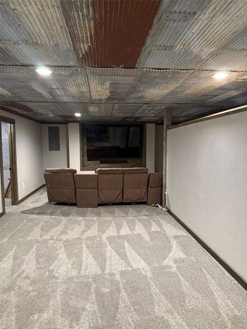 107 Blue Jay, Vinton, IA 52349