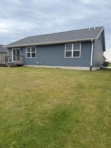 107 Blue Jay, Vinton, IA 52349