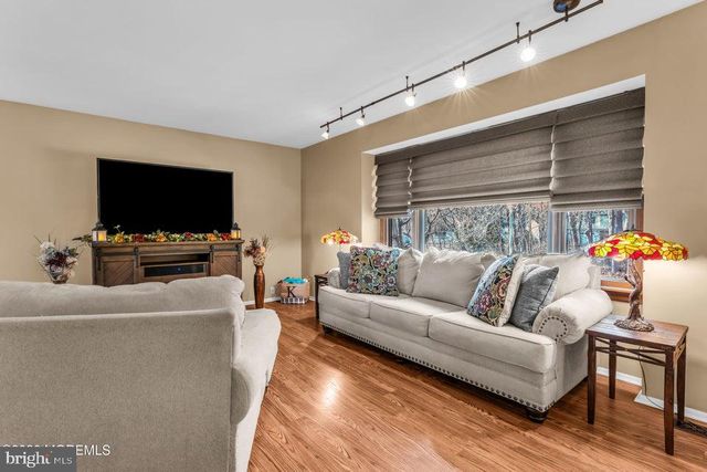 10 COBBLESTONE COURT, Howell, NJ 07731