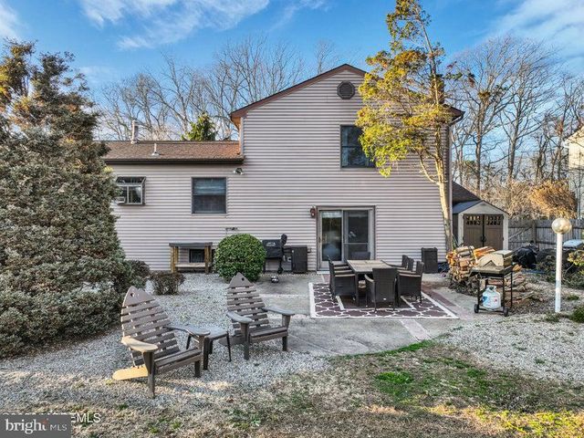 10 COBBLESTONE COURT, Howell, NJ 07731