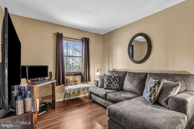 10 COBBLESTONE COURT, Howell, NJ 07731