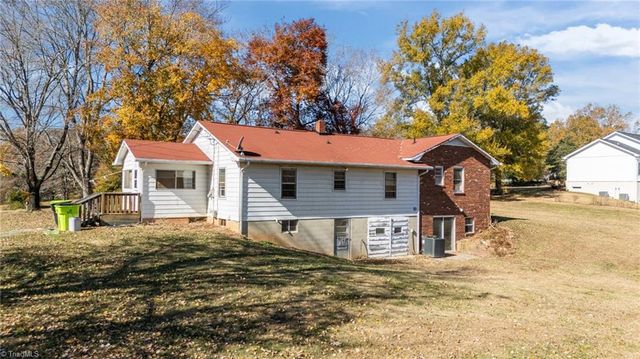 1024 Hunter Road, Lexington, NC 27295