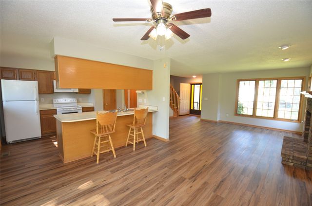 6020 NE 9th Street, Des Moines, IA 50313