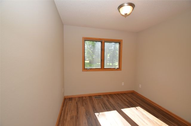 6020 NE 9th Street, Des Moines, IA 50313