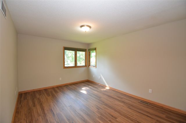 6020 NE 9th Street, Des Moines, IA 50313