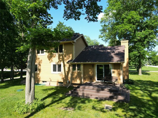 6020 NE 9th Street, Des Moines, IA 50313