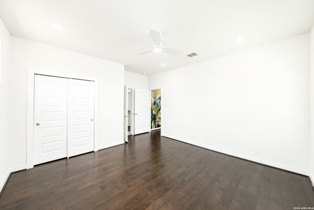 1150 N OLIVE ST, San Antonio, TX 78202