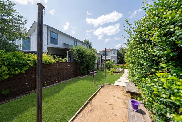 1150 N OLIVE ST, San Antonio, TX 78202