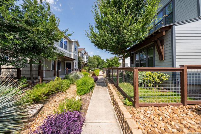 1150 N OLIVE ST, San Antonio, TX 78202