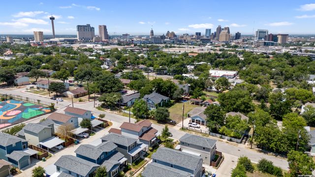 1150 N OLIVE ST, San Antonio, TX 78202