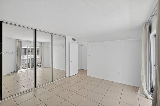 1620 West Ave 204, Miami Beach, FL 33139