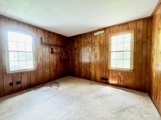 35 Country Lane, Penfield, NY 14526